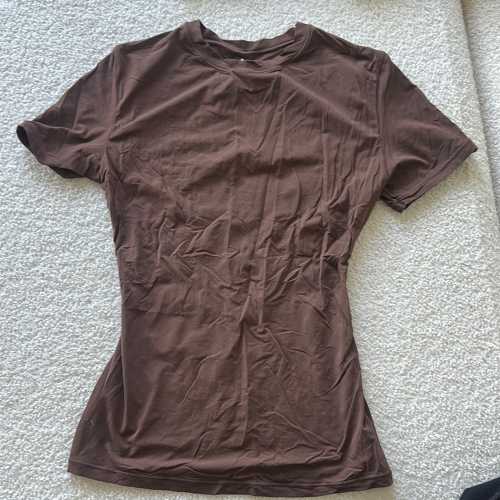 SKIMS Brown Fitted Short Sleeve T-Shirt